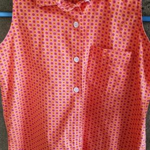 WOMENS LAND'S END MED. SLEEVELESS SHIRT